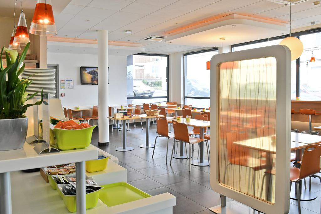 Ibis Budget Saint-Quentin Centre Gare Экстерьер фото