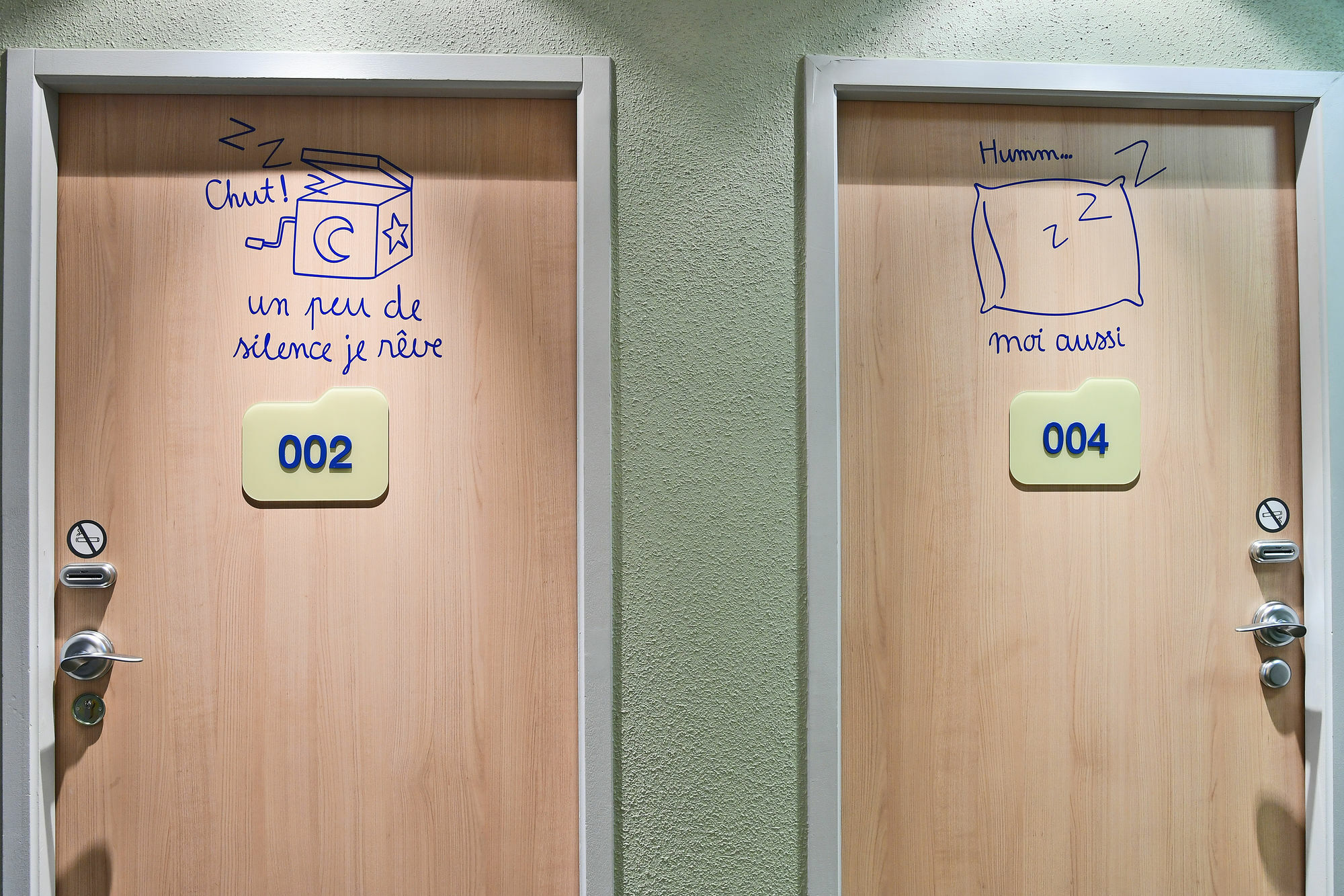 Ibis Budget Saint-Quentin Centre Gare Экстерьер фото