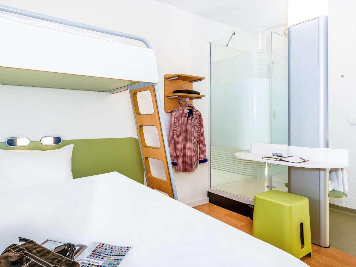 Ibis Budget Saint-Quentin Centre Gare Экстерьер фото